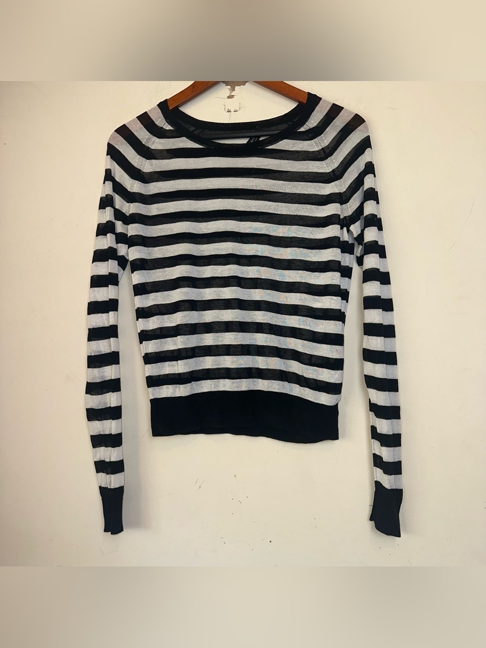 Aritzia Babaton Sweater Linen Blend Striped Black White Lightweight Nautical SM